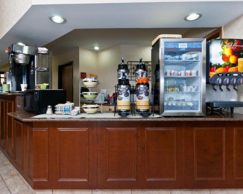 Quality Inn Тупело Екстериор снимка