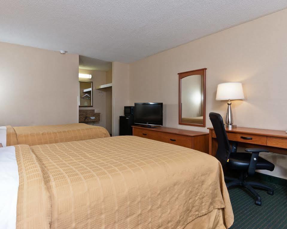 Quality Inn Тупело Екстериор снимка